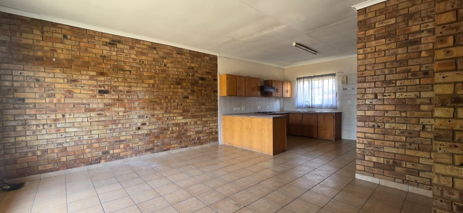 2 Bedroom Property for Sale in Meiringspark Ext 1 North West